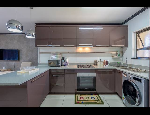 2 BEDROOM APARTMENT FOR SALE IN BROADACRES